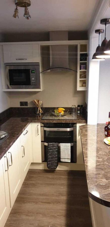 Seaview Paradise 1-Bed Apartment บาร์มัธ ภายนอก รูปภาพ