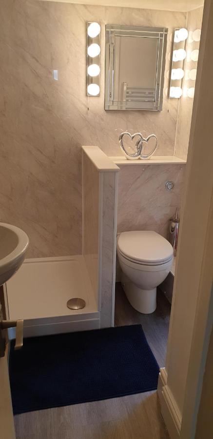 Seaview Paradise 1-Bed Apartment บาร์มัธ ภายนอก รูปภาพ