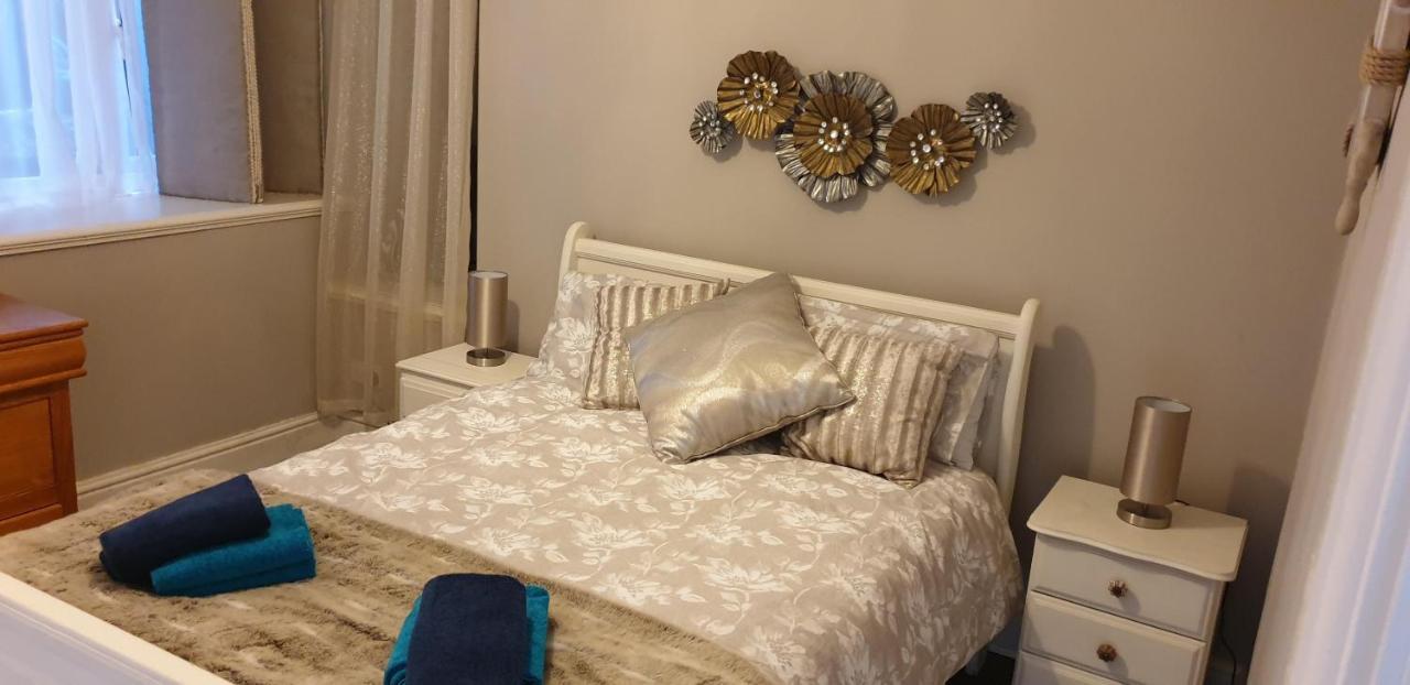 Seaview Paradise 1-Bed Apartment บาร์มัธ ภายนอก รูปภาพ